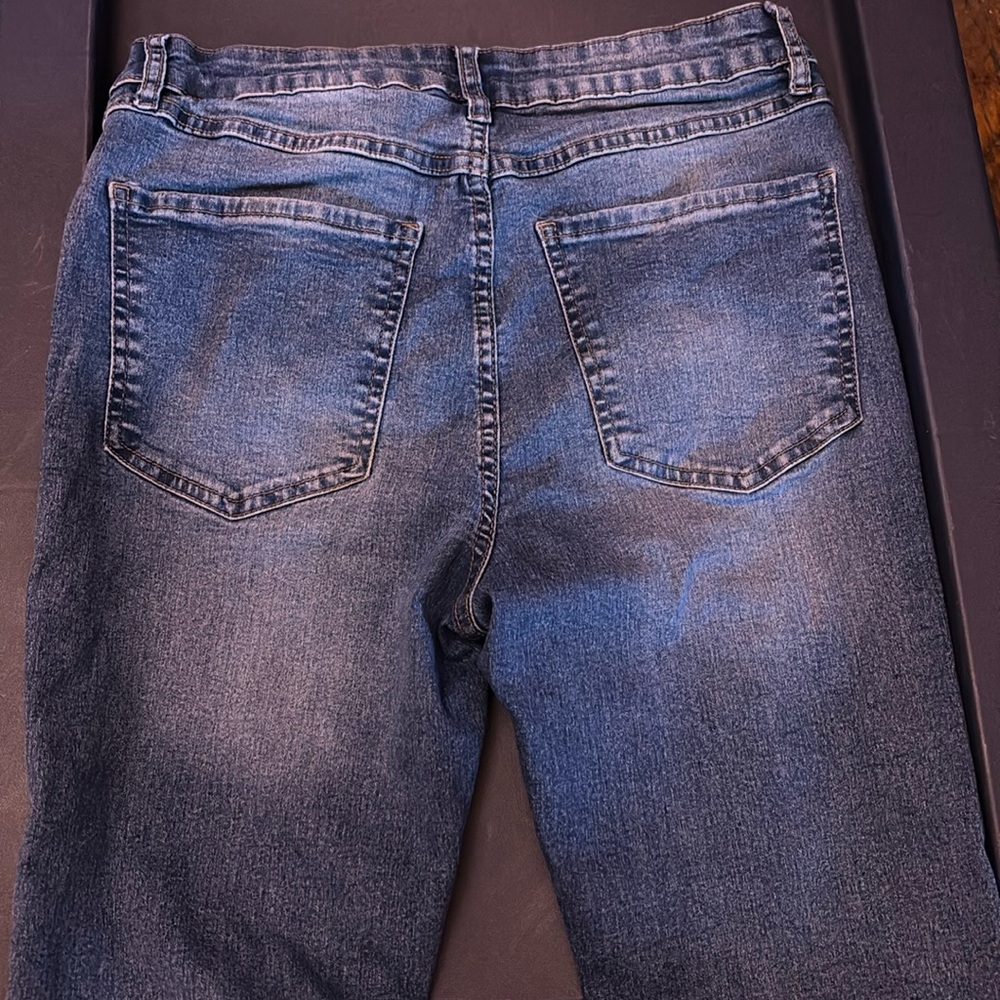 Blue skinny jeans